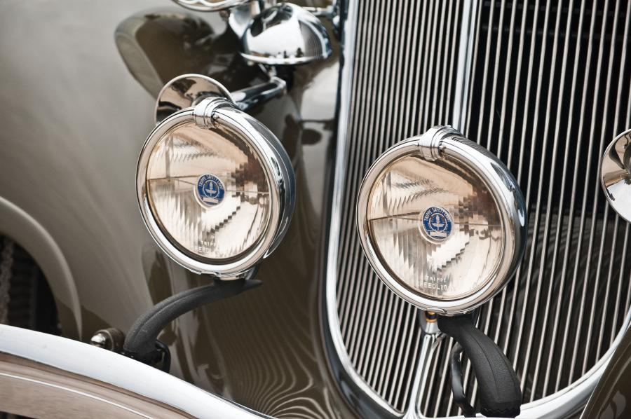  Chrysler Imperial CQ Convertible Sedan 1933 года  (фото 4 из 22)